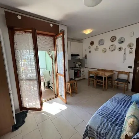 Apartamento Spacious With Pool Access