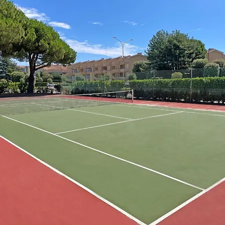 Spacious With Pool Access * Bibione