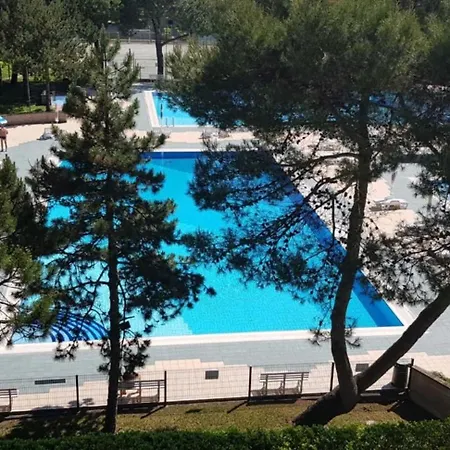Apartamento Spacious With Pool Access *